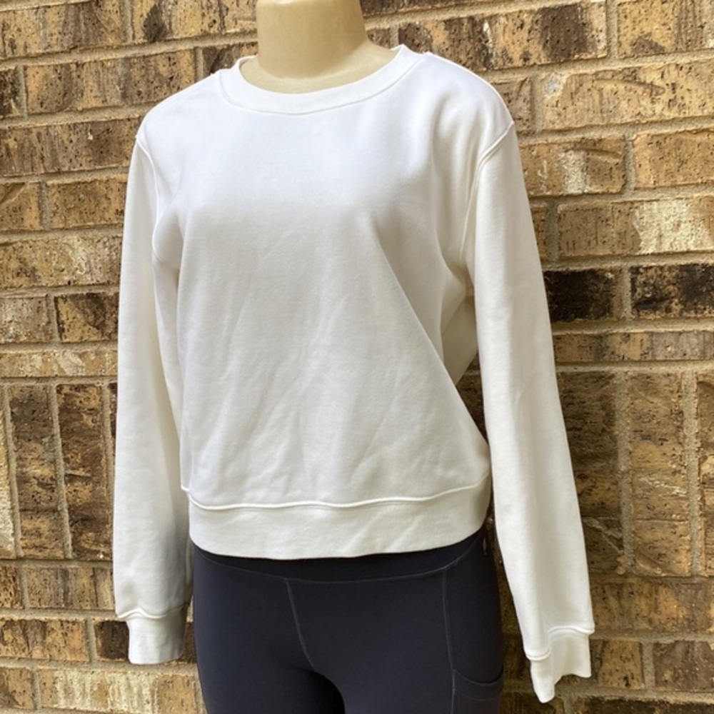 Fabletics Crewneck Size Medium - image 2